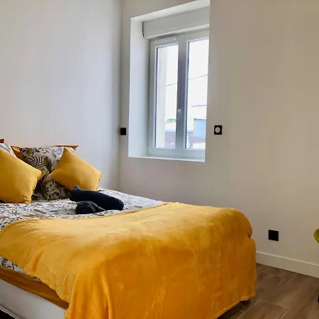 Le Loft - *